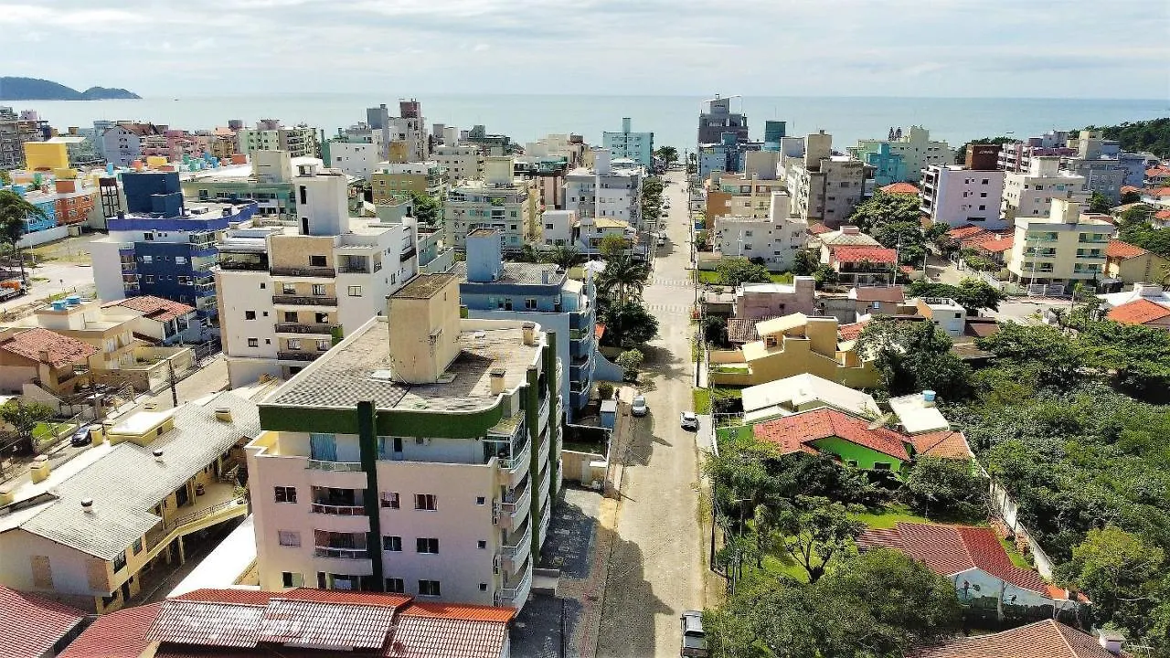 1033 Residencial Di Napoli Praia De Bombas Bombinhas 0*,  Brazil